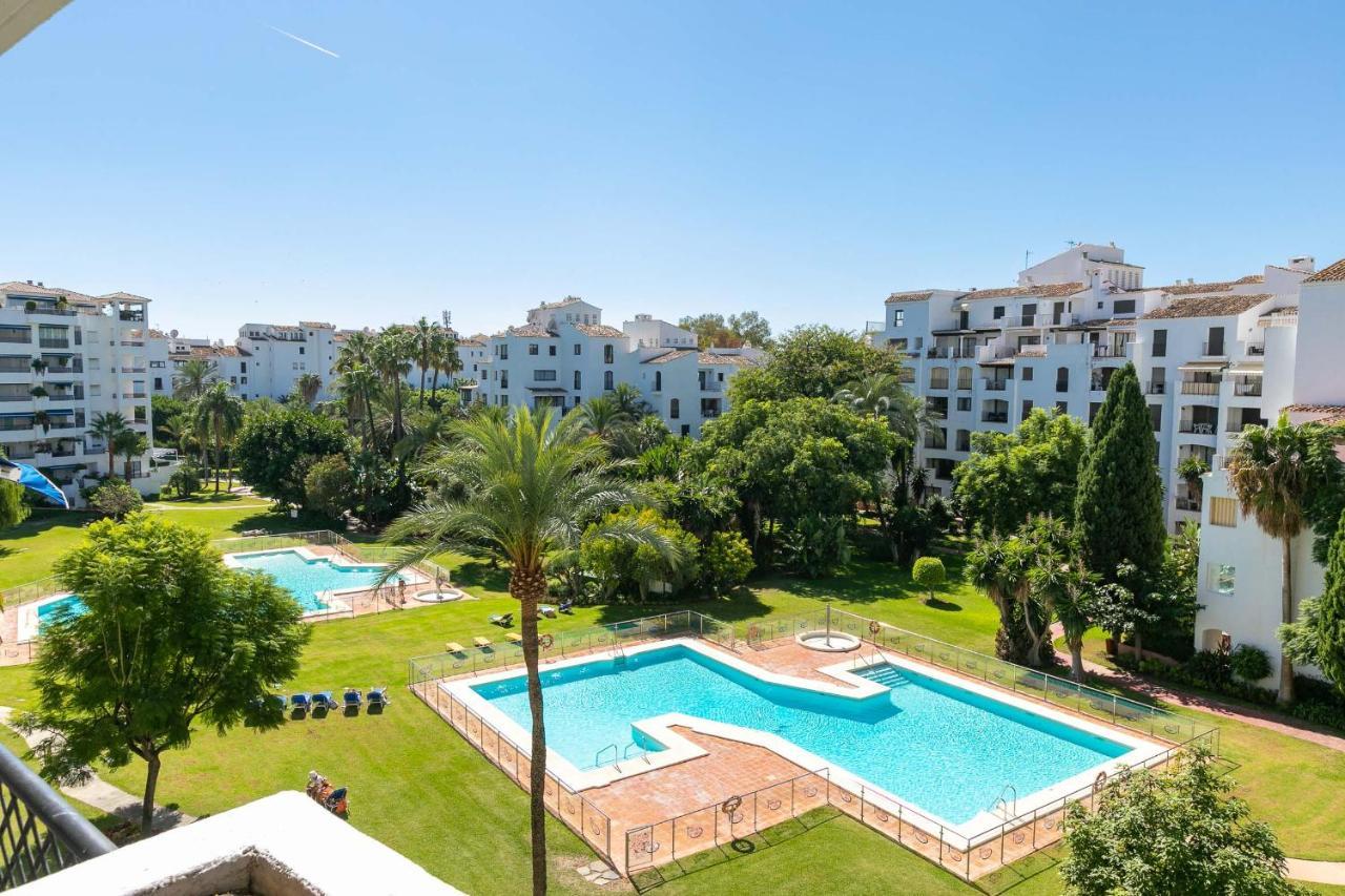 Terrazas De Banus Apartamento *